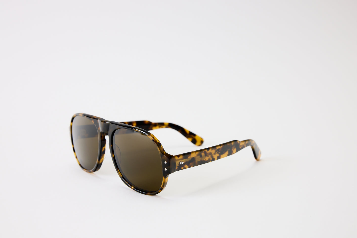 NEW YORK EYERISH, Belfasts, Light Tortoise with Brown Lenses