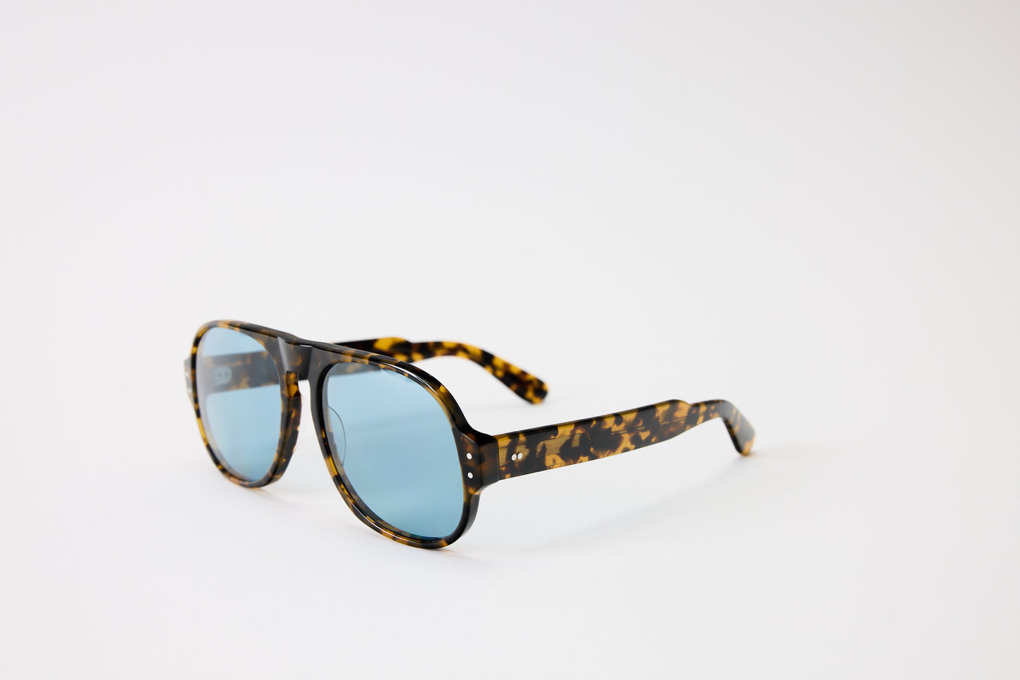 NEW YORK EYERISH, Belfasts, Light Tortoise with Blue Lenses