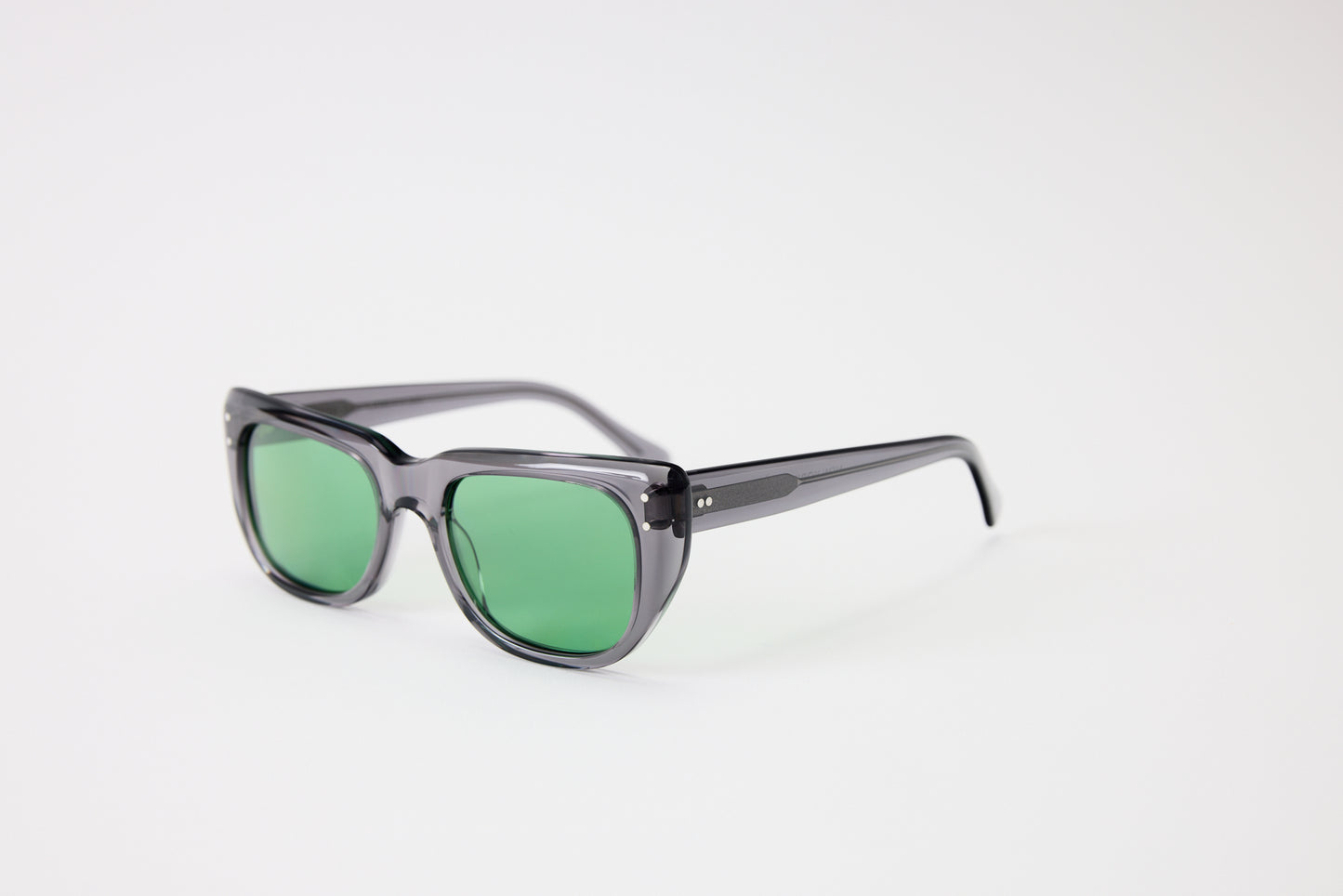 NEW YORK EYERISH, Bundorans. Grey with Green Lenses