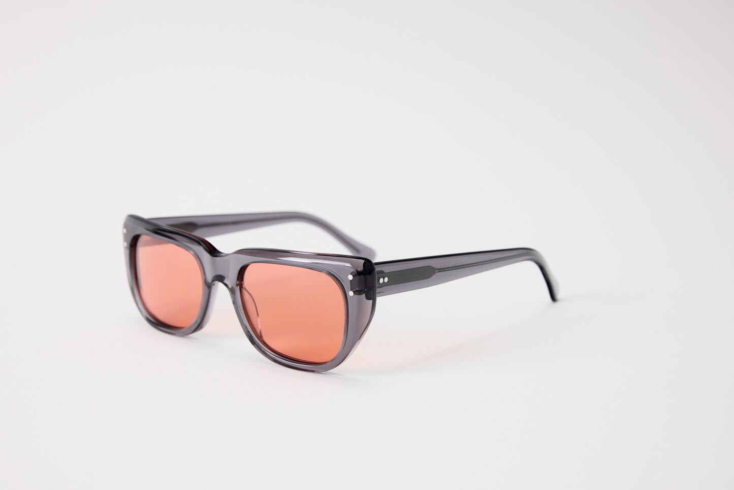 NEW YORK EYERISH, Bundorans. Grey with Pink Lenses