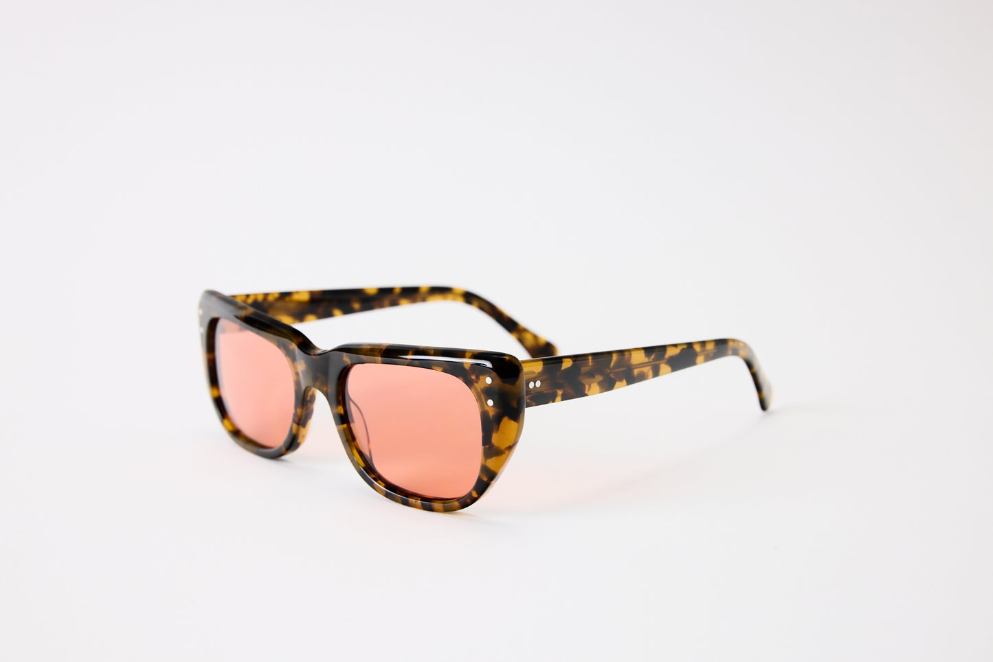 NEW YORK EYERISH, Bundorans. Light Tortoise with Pink Lenses