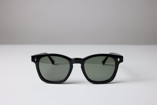 NEW YORK EYERISH, Castlerock. Black Frame with G24 Green Lenses