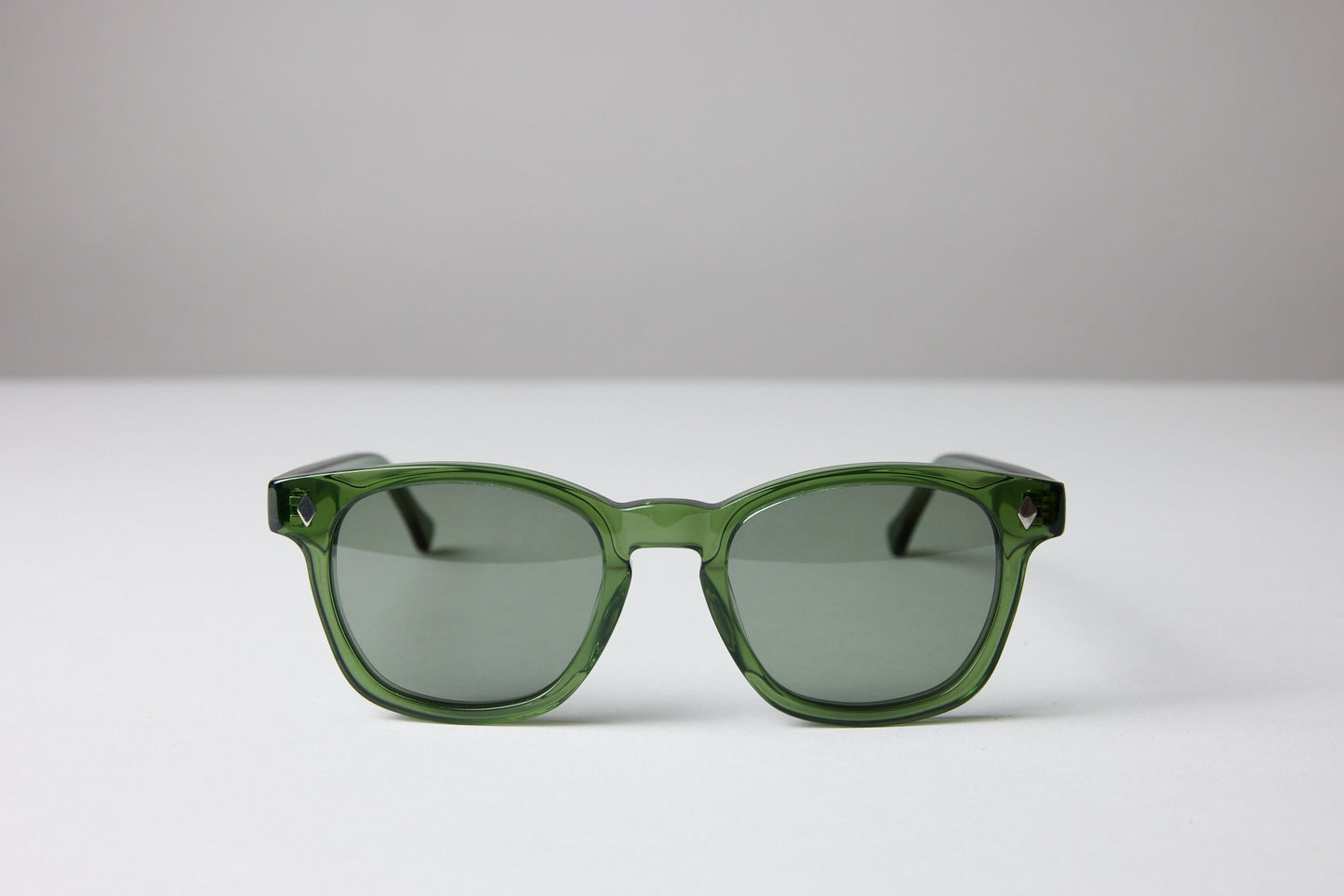 NEW YORK EYERISH, Castlerock. Bottle Green Frame with G24 Green Lenses