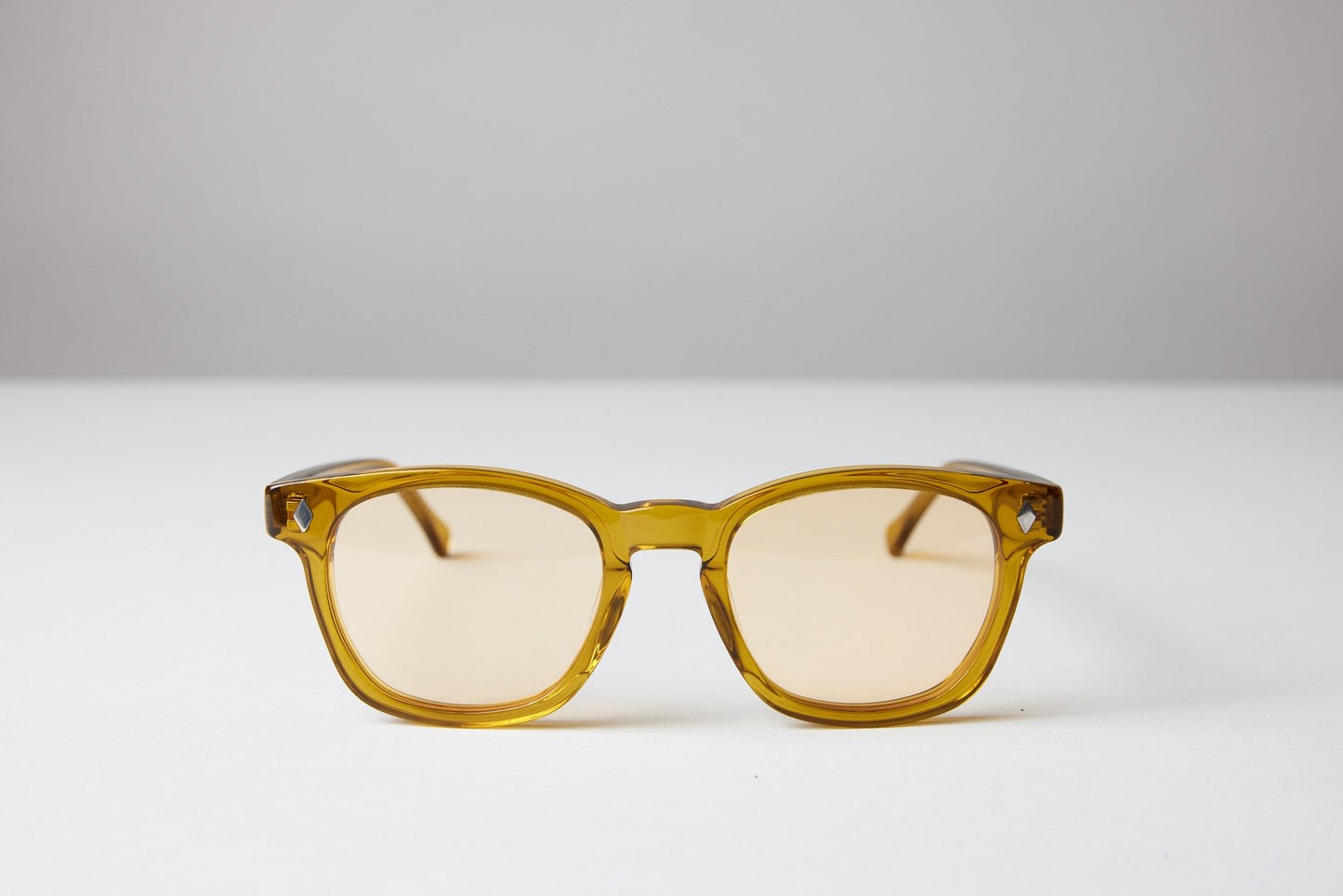 NEW YORK EYERISH, Castlerock. Caramel Frame with Gold Lenses