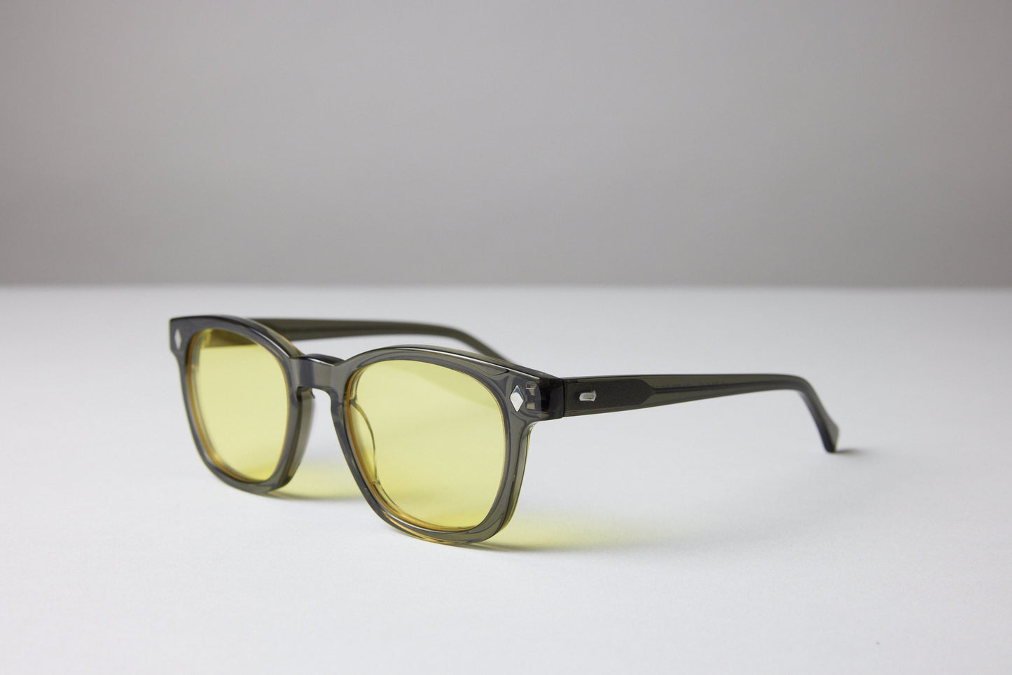 NEW YORK EYERISH, Castlerock. Smoky Grey Frame with Light Yellow Lenses