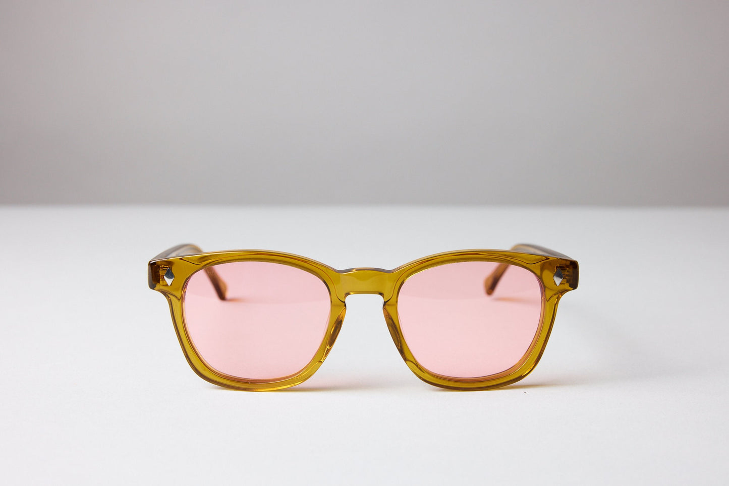 NEW YORK EYERISH, Castlerock. Caramel Frame with Pink Lenses