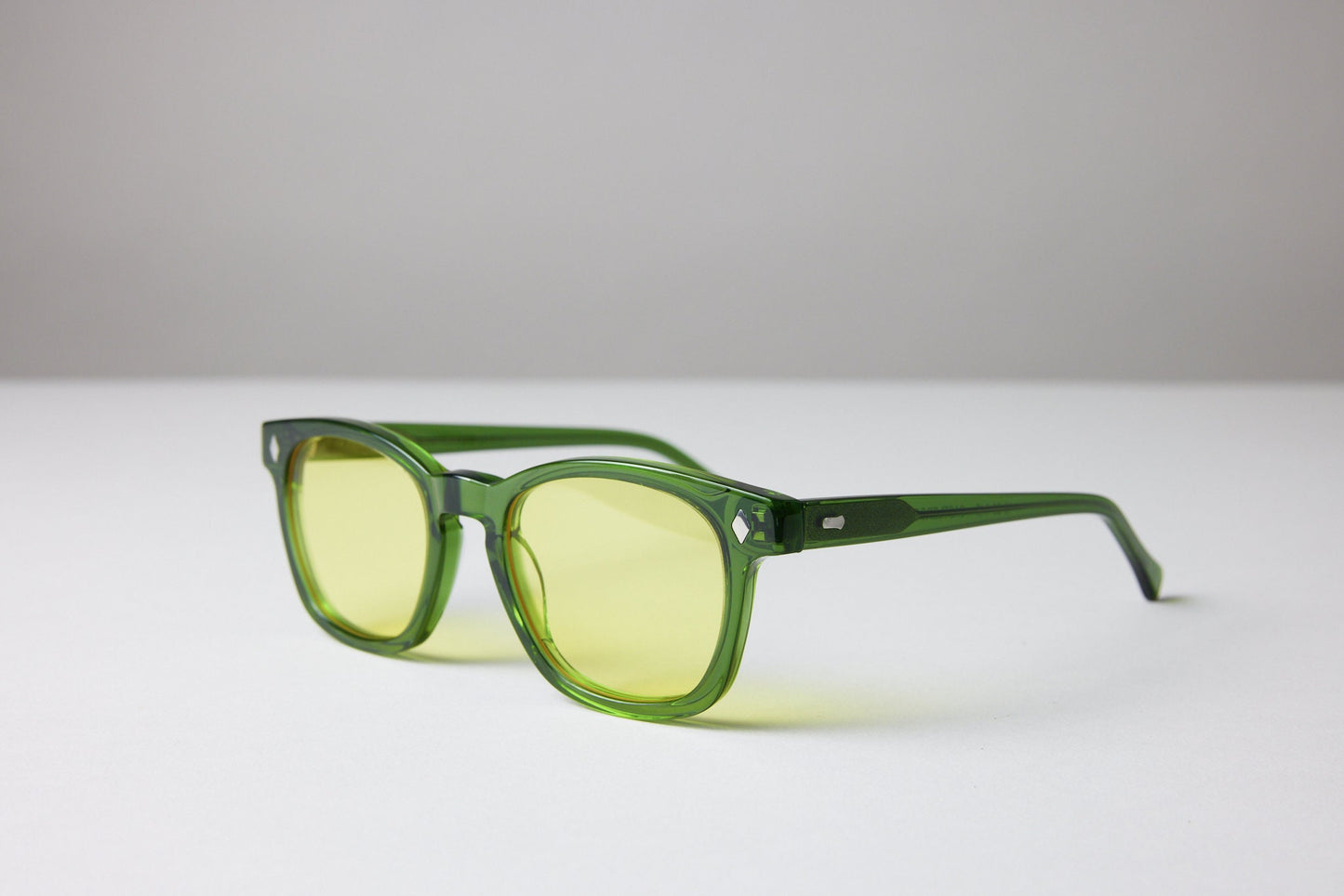 NEW YORK EYERISH, Castlerock. Bottle Green Frame with Light Yellow Lenses