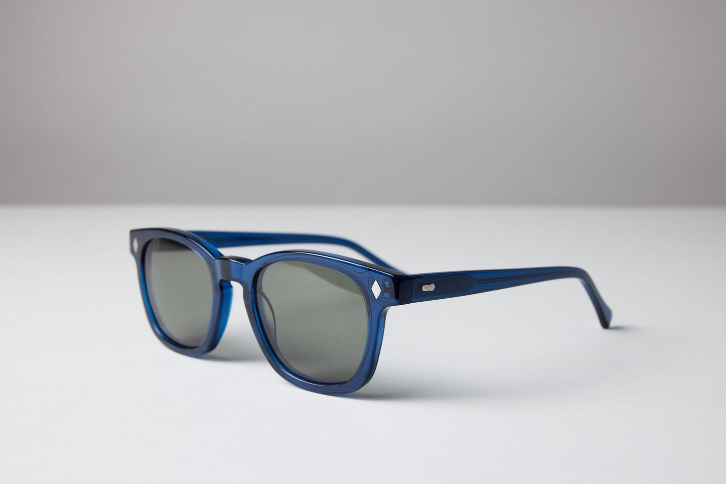 NEW YORK EYERISH, Castlerock. Blue Frame with G24 Green Lenses