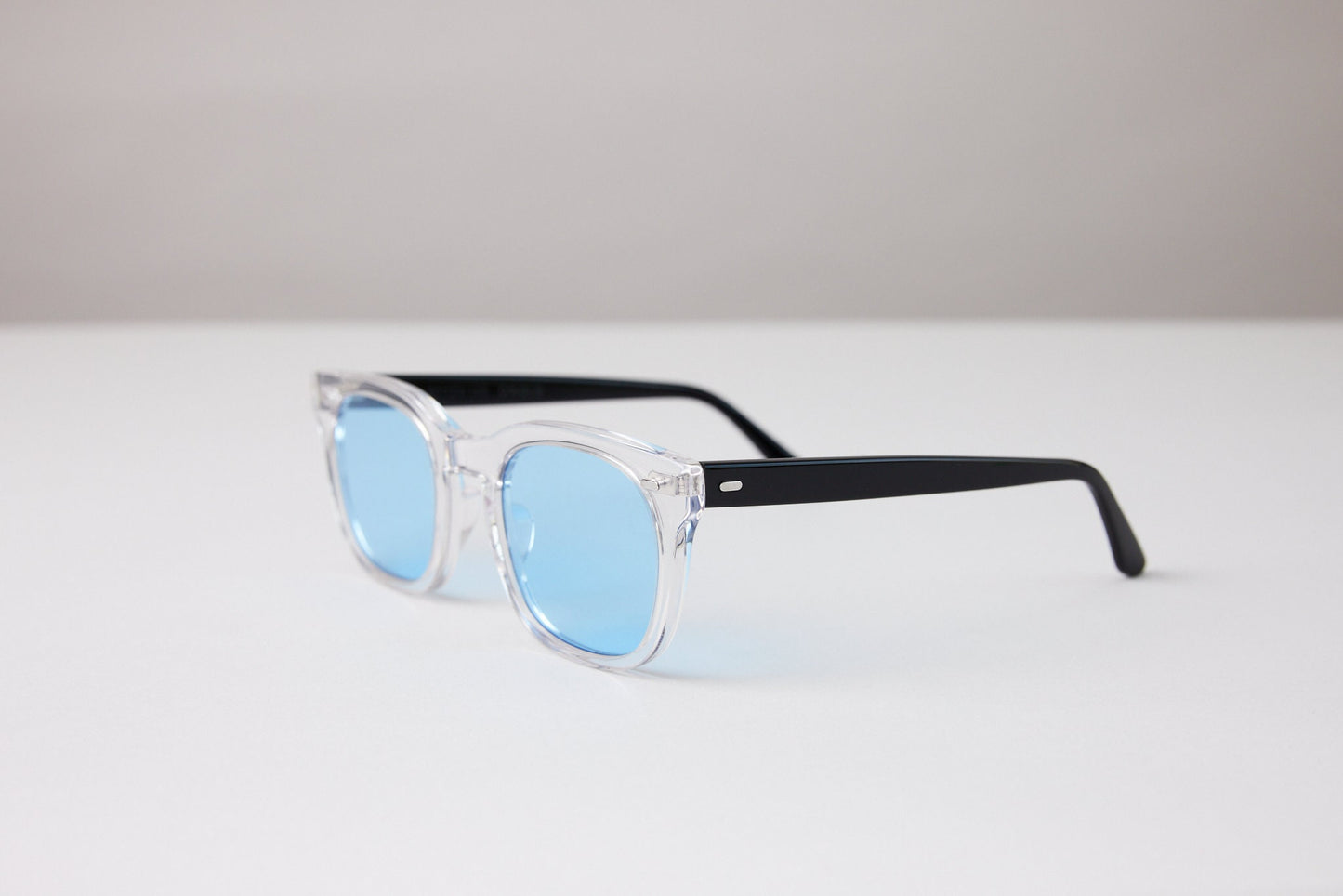 NEW YORK EYERISH, Dingle. Clear with Black Temple Frame with Baby Blue Lenses
