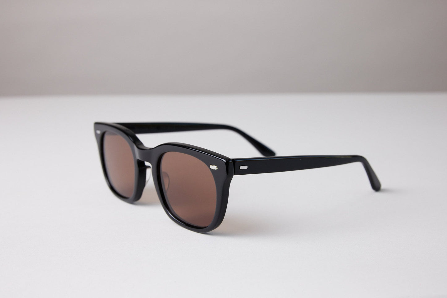 NEW YORK EYERISH, Dingle. Black Frame with Amber Lenses