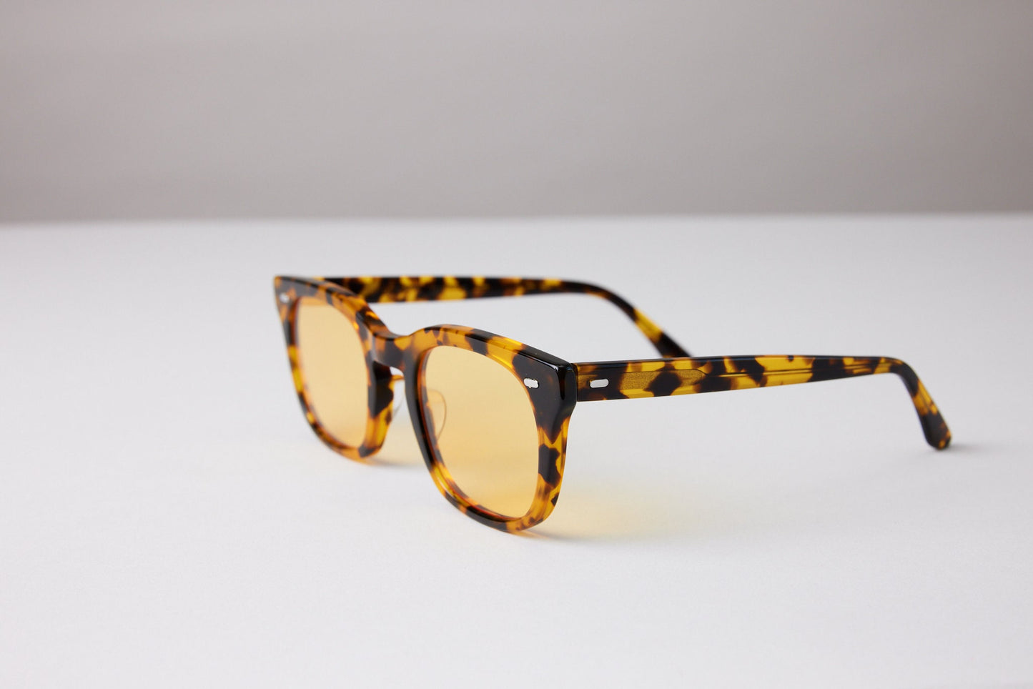 NEW YORK EYERISH, Dingle. Light Tortoise Shell Frame with Yellow Lenses