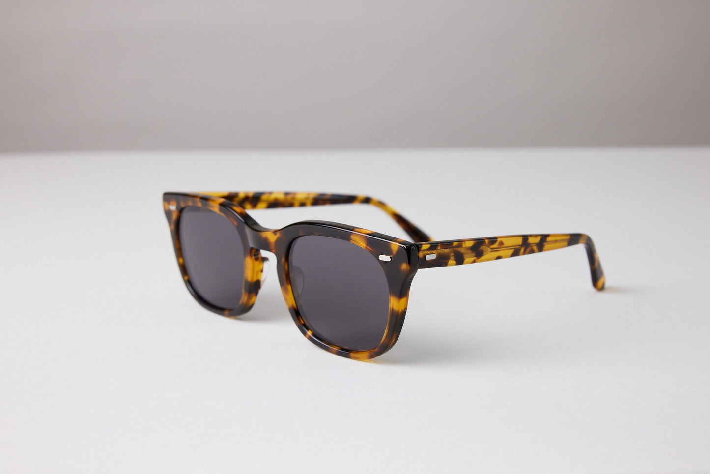NEW YORK EYERISH, Dingle. Light Tortoise Shell Frame with Grey Lenses
