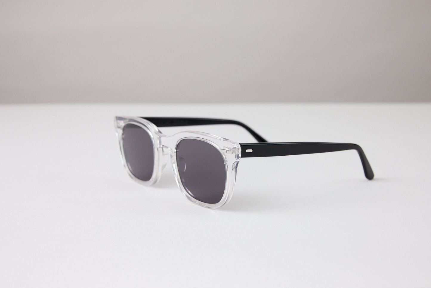 NEW YORK EYERISH, Dingle. Clear with Black Temple Frame with Grey Lenses